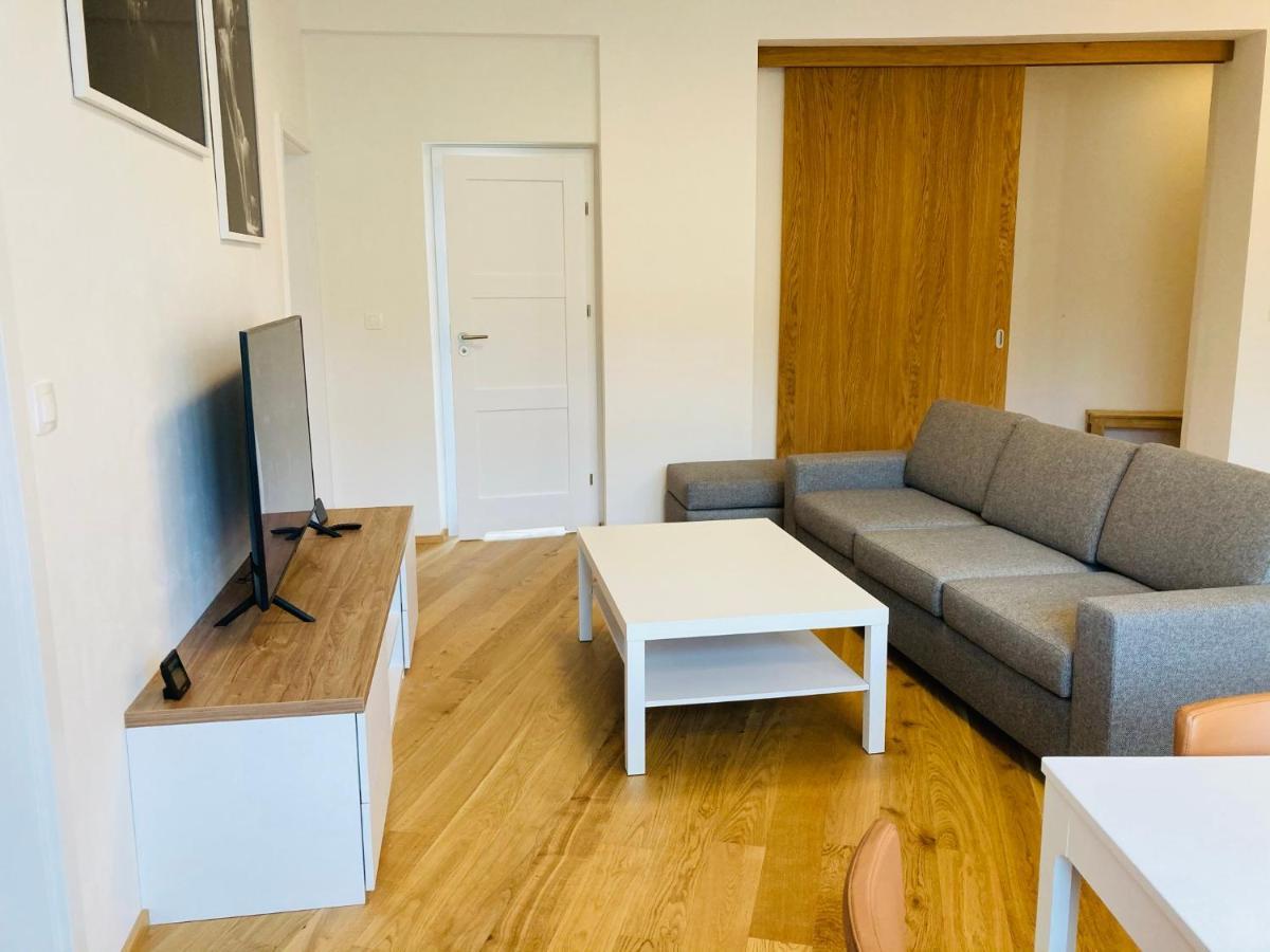 Residence Kotel Рокицани Экстерьер фото